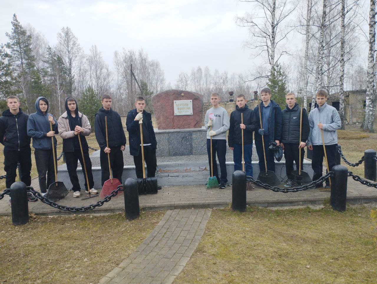 Хранители истории