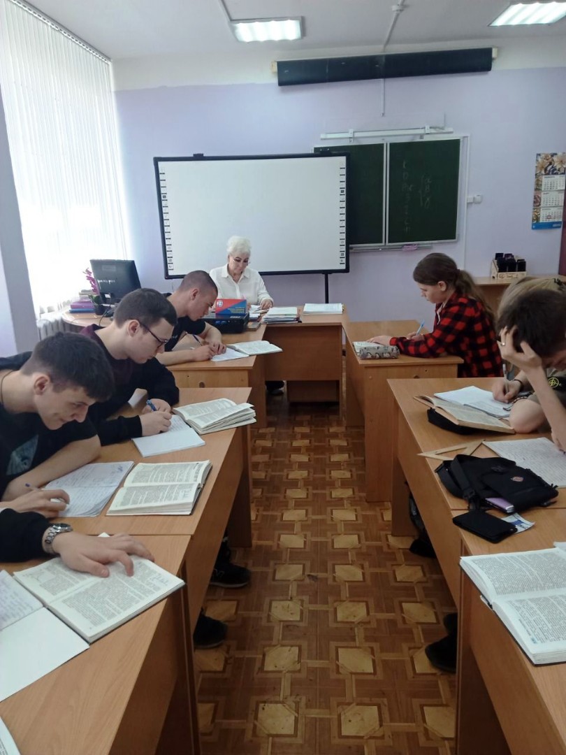 Декады по профессии 15.01.38 «Оператор-наладчик металлообрабатывающих станков»