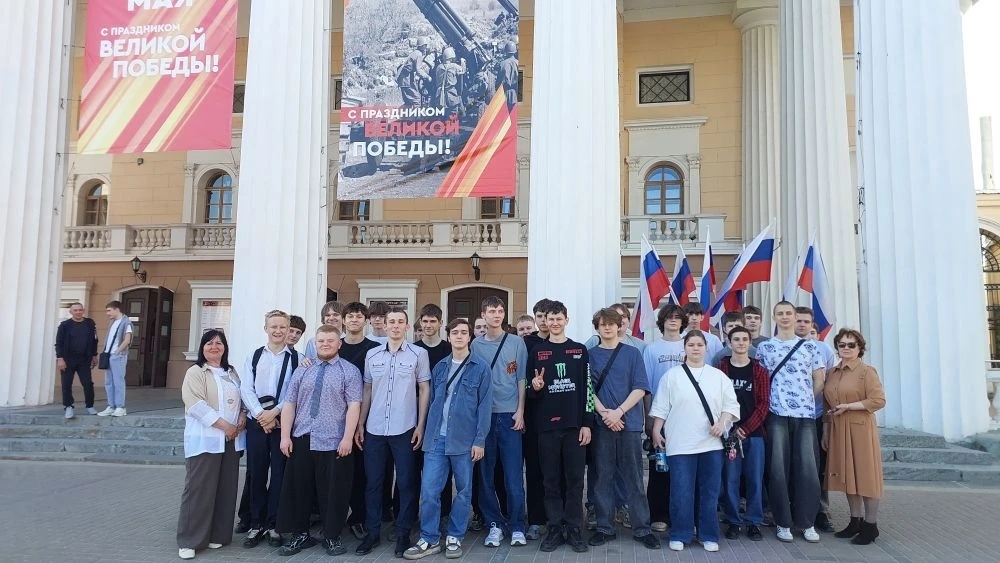 Студенты познакомились с историей Великой Отечественной войны через искусство!