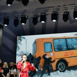 gAv253T7Zuw