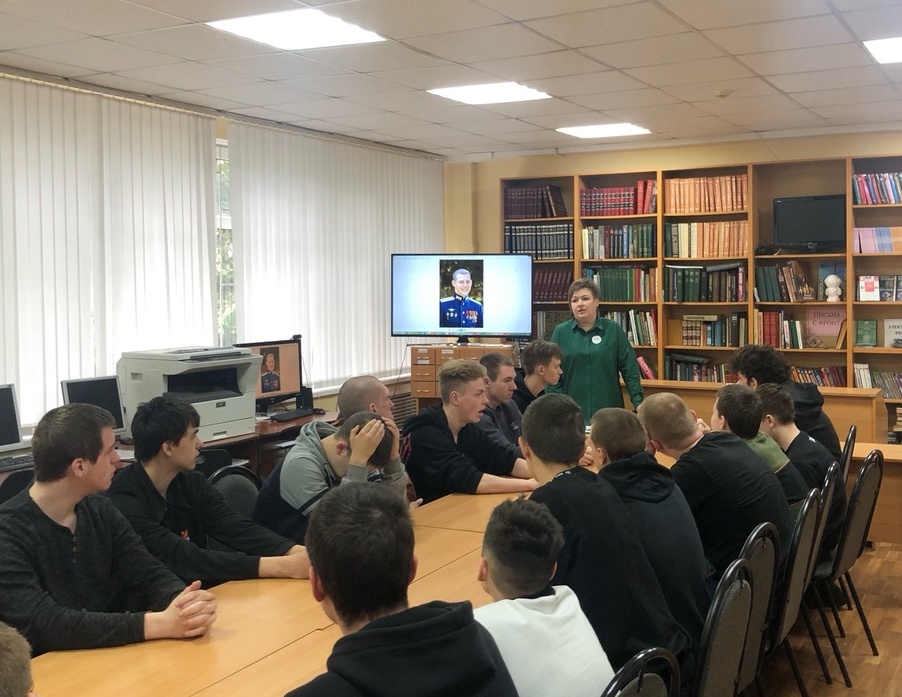 Кинолекторий «16 строк»