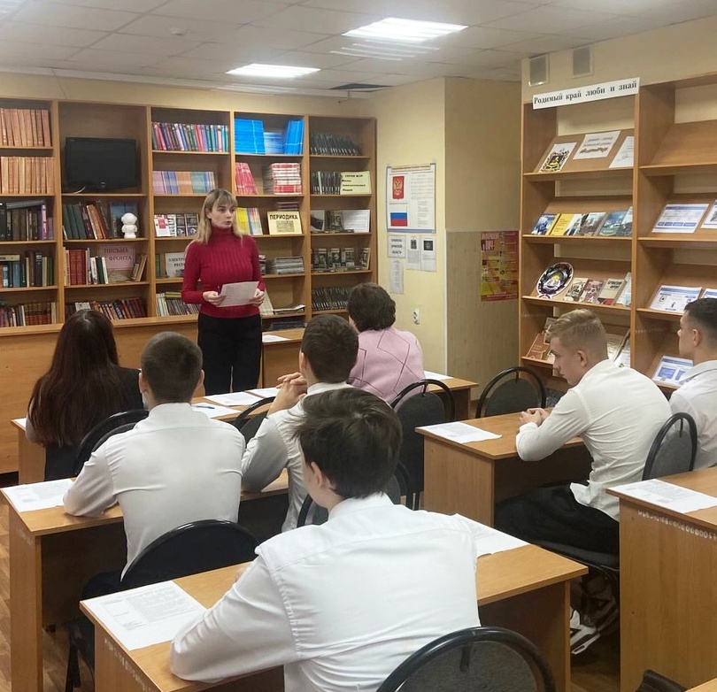Конкурс чтецов «Я помню о маме везде и всегда»